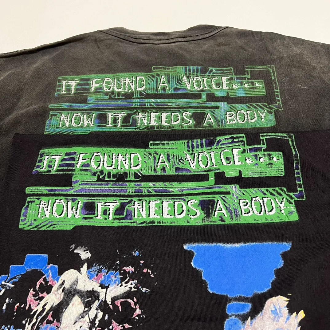 Printing proofing SAINT Mxxxxxx × GHOST IN THE SHELL Ghost in the Shell GS_LS TEE/GITS/BLK Big IP Ghost in the Shell joint model Sleeping Motoko Kusanagi Retro distressed long sleeves with holes Washed black S-XL